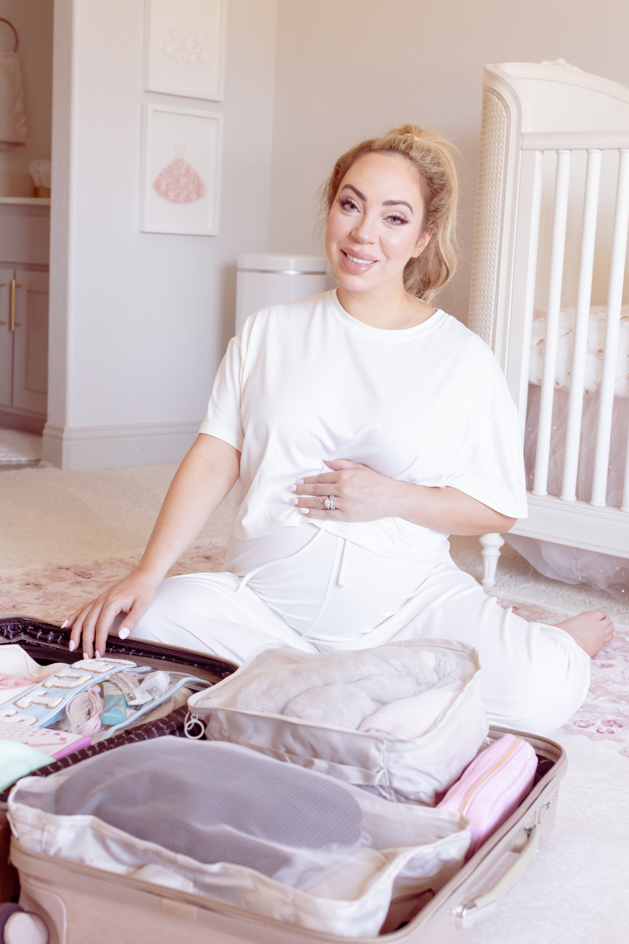 What’s in my Hospital Bag + Prepping for Baby